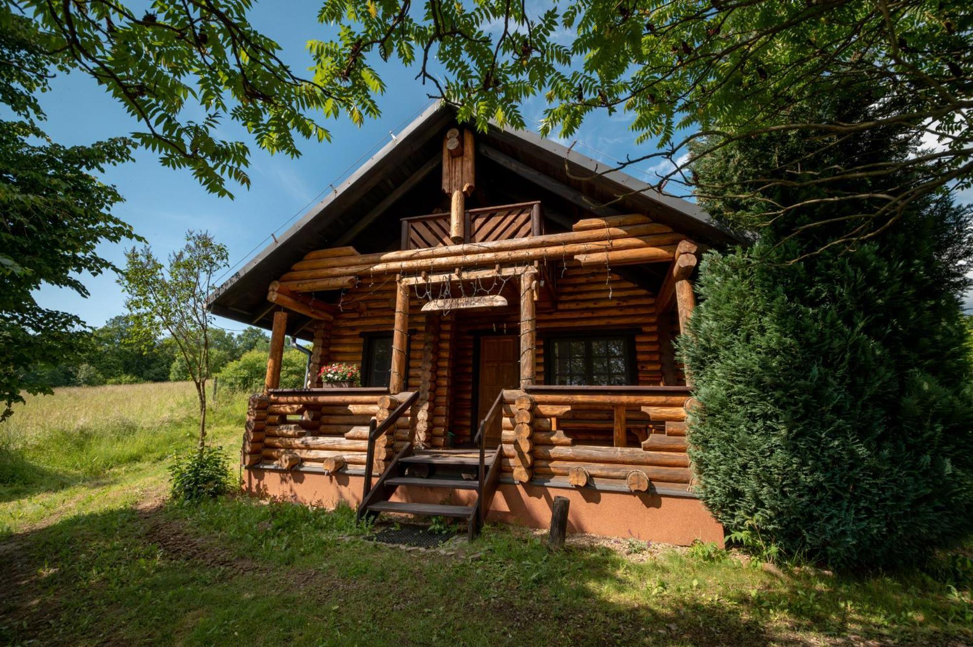 Bieszczadzka Bania Villa Леско Екстериор снимка